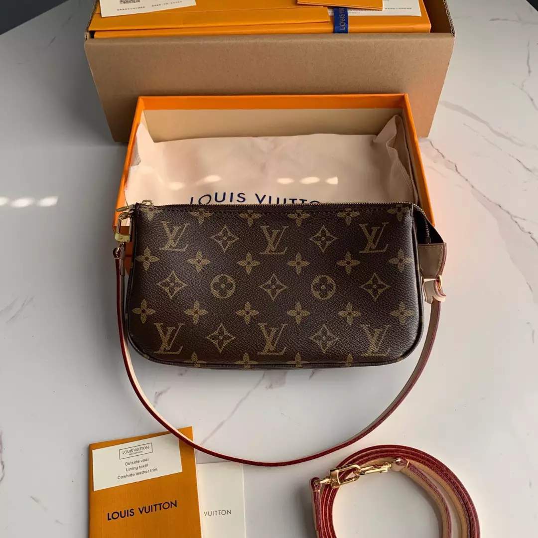 Louis Vuitton LV Pochette Monogram Woman’s Handbags 23.5×13.5cm