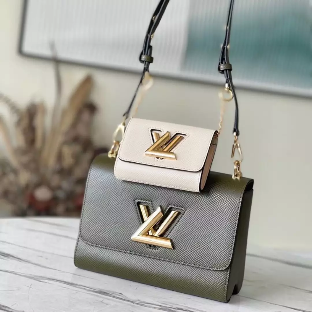 Louis Vuitton LV Twist Replica Cowhide Leather Handbags Woman’s 24cm