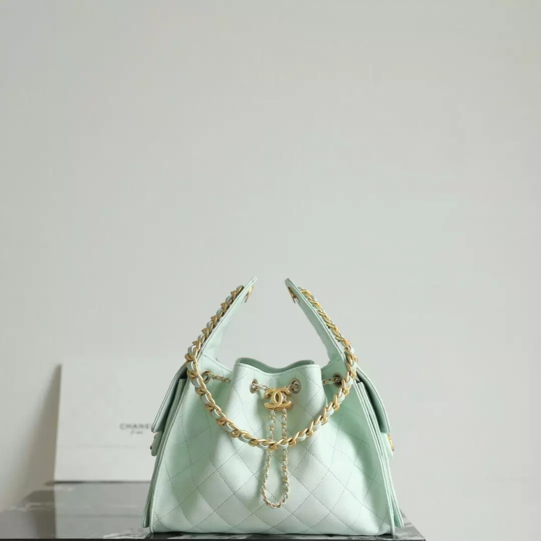 CHANEL 25 HANDBAG 30 IN GREEN CAVIER GOLD HARDWARE