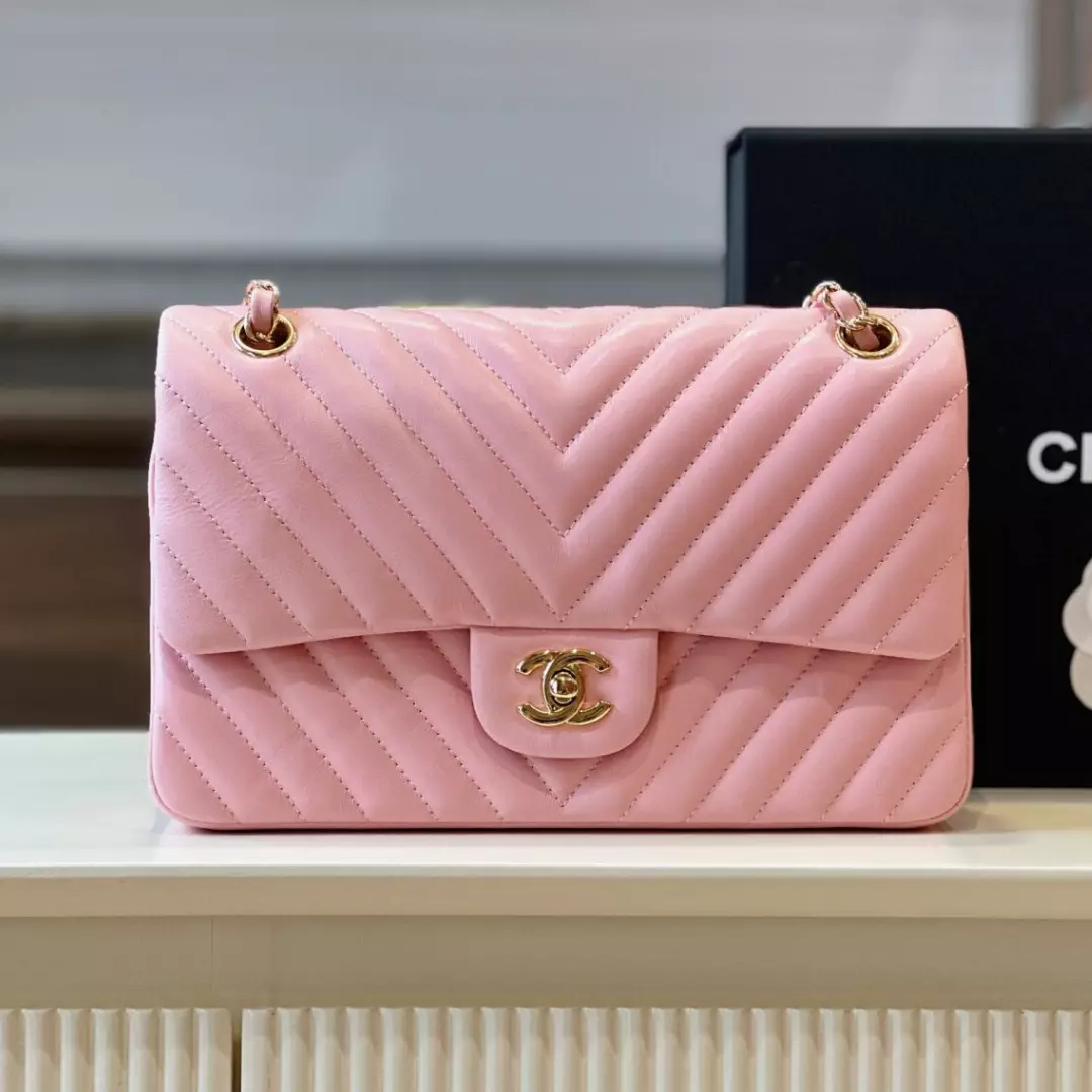Chanel Classic Handbags V-Pattern Pink Lock Gold 23cm