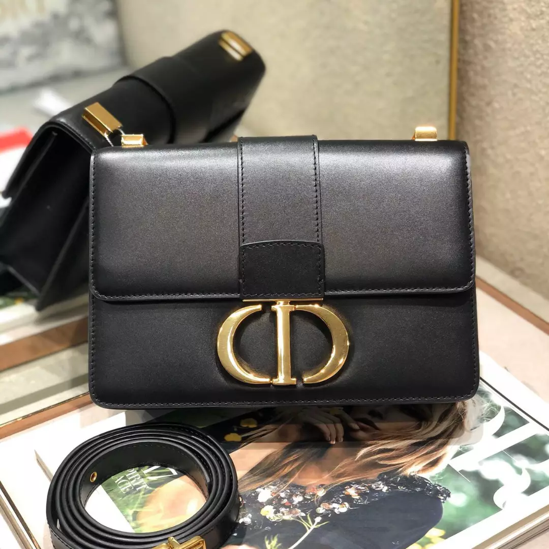 Dior 30 Montaigne Super High-Quality Women’s Handbag Black with Gold Lock 24x17x8cm